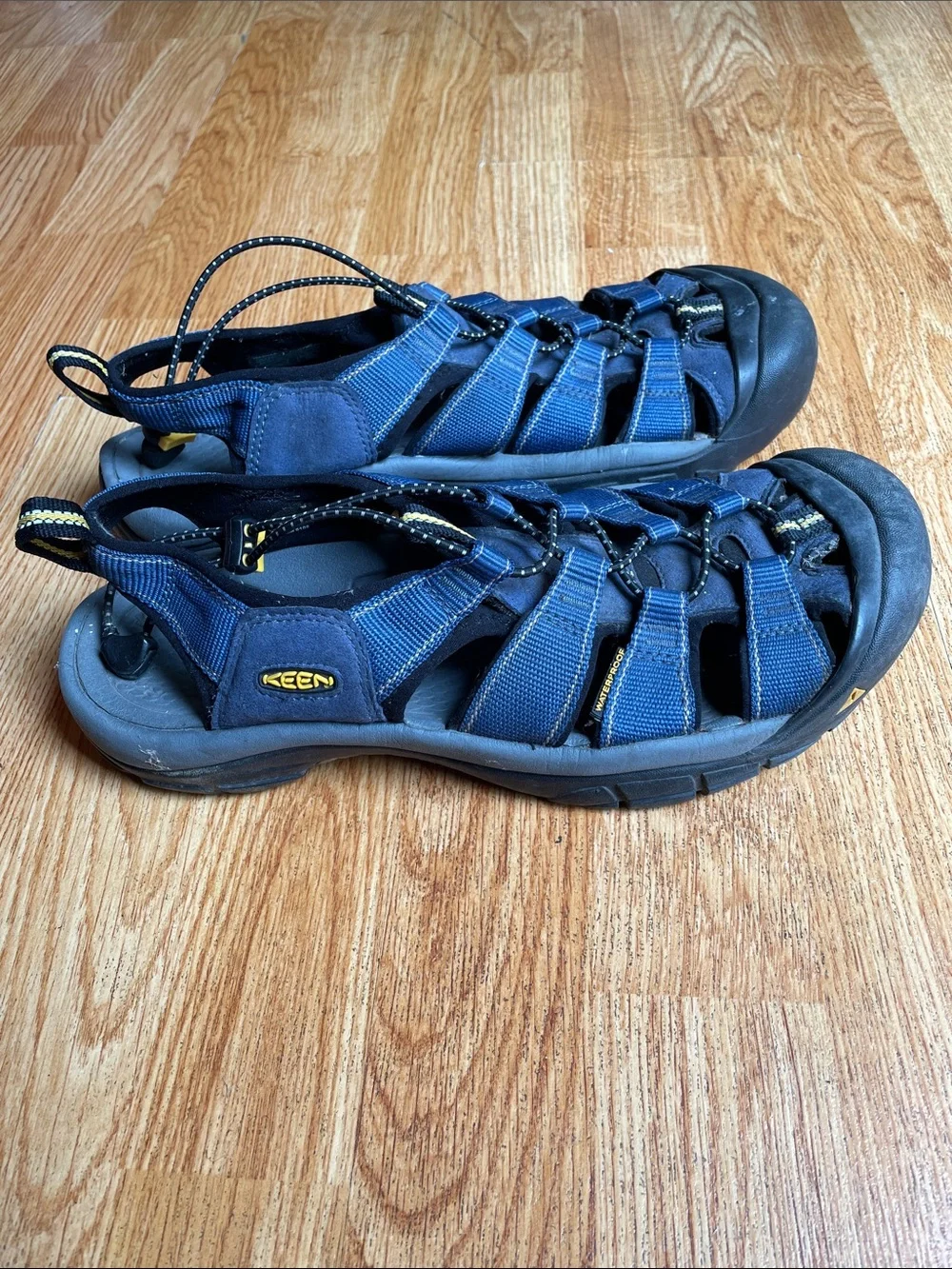 Keen durable closed